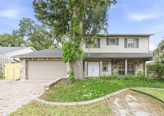 Photo 1 of Single family home for sale at 1010 Mallow Wy, Brandon, FL 33510 | MLS# O6437329 | Listing updated on 2026-08-29