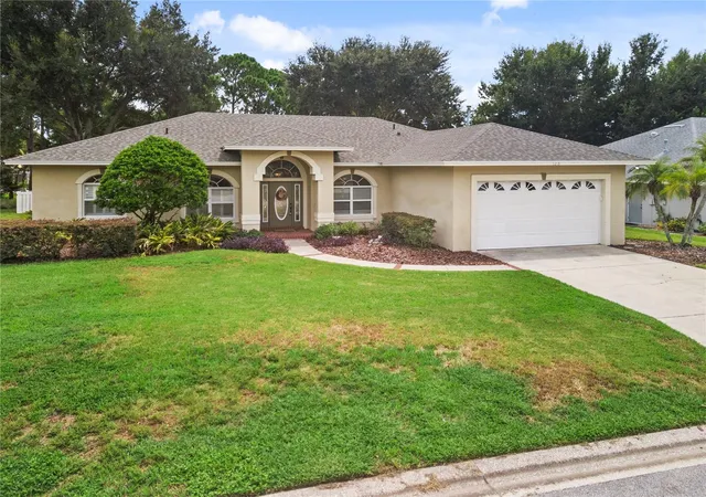 Photo 1 of Single family home for sale at 120 Lake Mariam Way, Winter Haven, FL 33884 | MLS# P4939726 | Listing updated on 2026-09-22