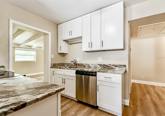 Photo 3 of Single family home for sale at 10293 Satsuma Rd, Seminole, FL 33772 | MLS# O6437332 | Listing updated on 2026-08-29