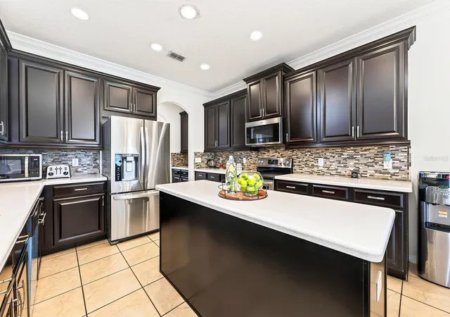 Photo 4 of Single family home for sale at 12834 Boggy View Dr, Orlando, FL 32824 | MLS# O6437333 | Listing updated on 2026-10-22