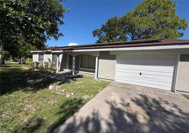 Photo 2 of Sale Pending at 5493 Trekell St, North Port, FL 34287 | MLS# A4704318 | Listing updated on 2026-09-03