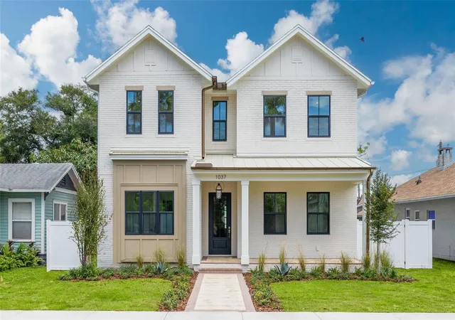 Photo 1 of Single family home for sale at 1037 26th Ave N, St Petersburg, FL 33704 | MLS# TB8543351 | Listing updated on 2026-10-27