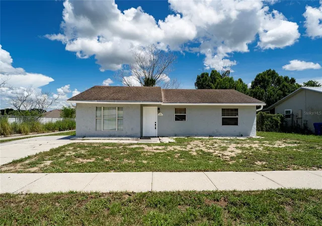 Photo 3 of Single family home for sale at 276 18th St Ne, Winter Haven, FL 33881 | MLS# S5156507 | Listing updated on 2026-08-31