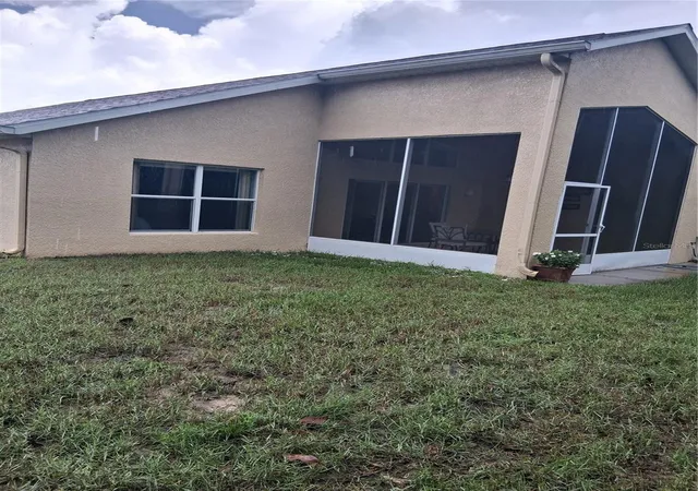 Photo 4 of Single family home for sale at 361 Greenwich Cir, Spring Hill, FL 34609 | MLS# W7889000 | Listing updated on 2026-10-02