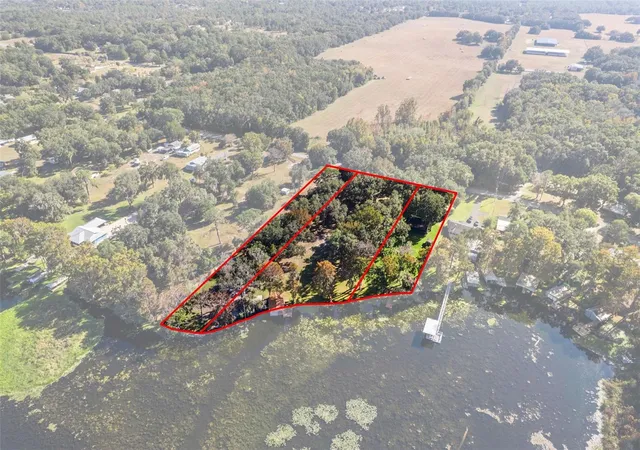 Photo 1 of Sale Pending at 6185 W Riverbend Rd, Dunnellon, FL 34433 | MLS# OM731271 | Listing updated on 2026-10-09