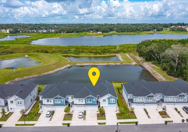 Photo 2 of Townhouse for sale at 1914 Terrapin Rd, Ocoee, FL 34761 | MLS# O6437338 | Listing updated on 2026-08-29