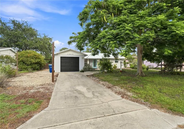 Photo 3 of Single family home for sale at 540 Blackburn St, Englewood, FL 34223 | MLS# C7530088 | Listing updated on 2026-10-07