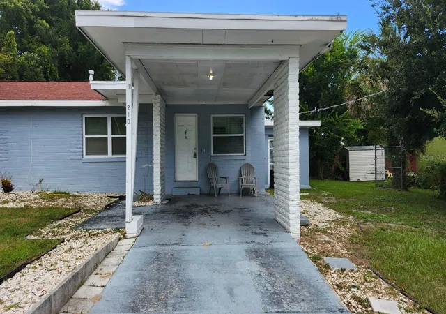 Photo 1 of Single family home for sale at 210 Francis Parkman Pl, Daytona Beach, FL 32114 | MLS# O6437342 | Listing updated on 2026-09-02