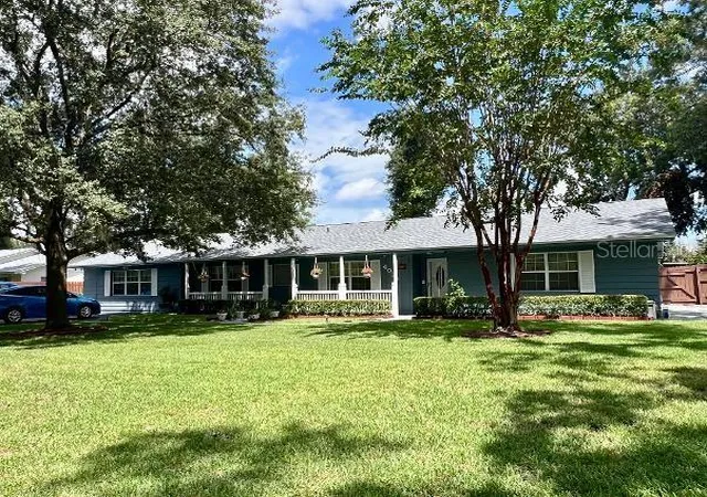 Photo 1 of Single family home for sale at 4033 Se 15th St, Ocala, FL 34471 | MLS# OM731273 | Listing updated on 2026-10-29