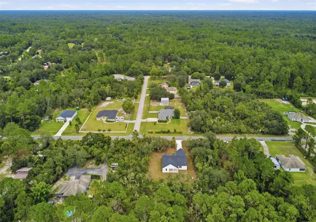 Photo 35 of Single family home for sale at 41325 Royal Trails Rd, Eustis, FL 32726 | MLS# O6437354 | Listing updated on 2026-09-03