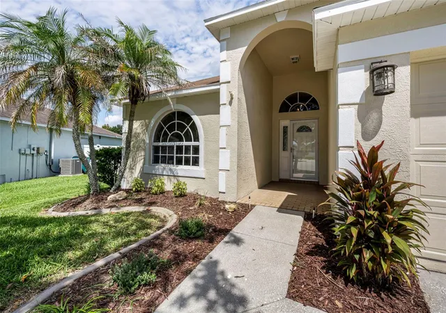 4th image of 25427 Seven Rivers Cir, Land O Lakes, FL 34639 | MLS# TB8543381