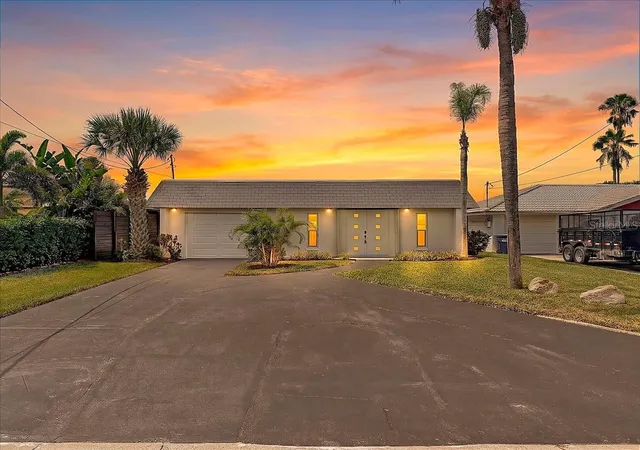 Photo 2 of Single family home for sale at 3960 Headsail Dr, New Port Richey, FL 34652 | MLS# TB8543390 | Listing updated on 2026-08-31
