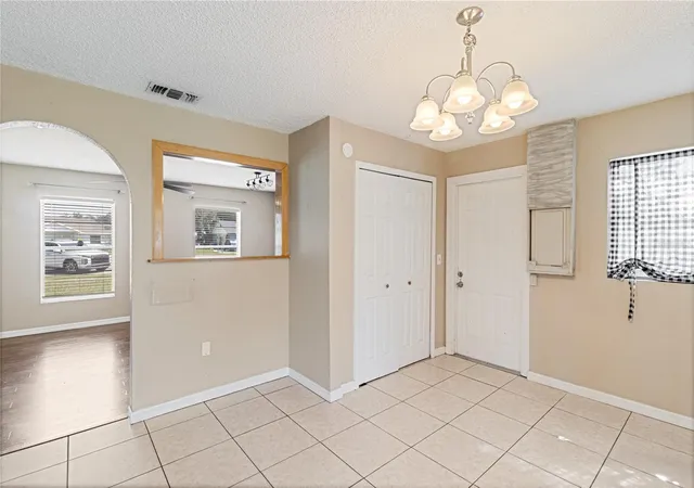 Photo 3 of Single family home for sale at 288 Cherry Laurel Ln, Winter Haven, FL 33880 | MLS# L4964641 | Listing updated on 2026-10-09
