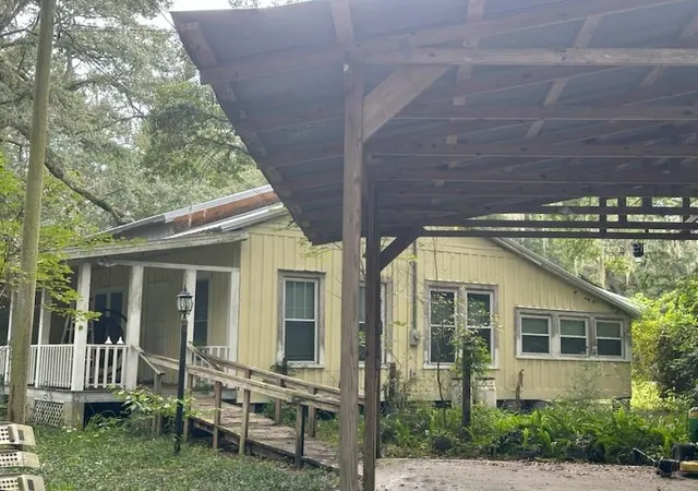 Photo 2 of Single family home for sale at 5040 Se 3rd Ln, Trenton, FL 32693 | MLS# A4704339 | Listing updated on 2026-10-05