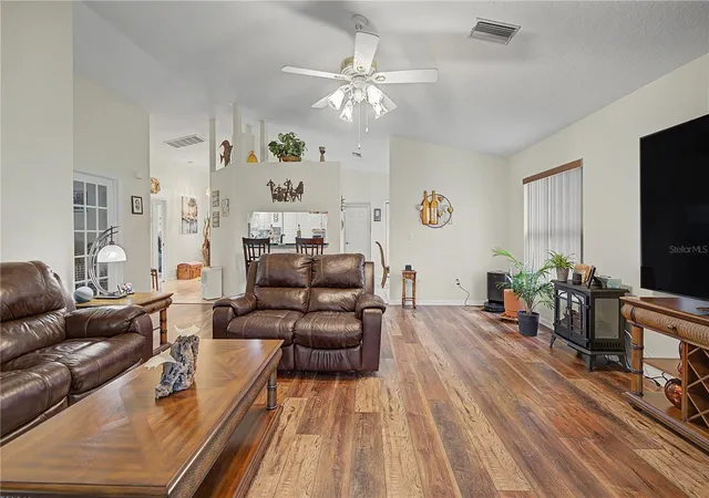 Photo 4 of Single family home for sale at 3327 Scorecard Dr, New Port Richey, FL 34655 | MLS# TB8543396 | Listing updated on 2026-09-01
