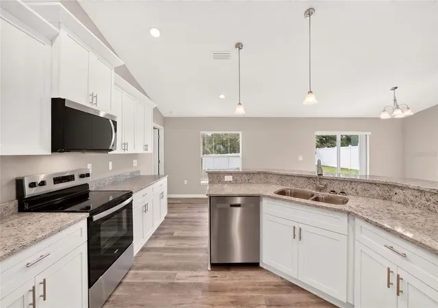 Photo 4 of Single family home for sale at 72 Olive Dr, Ocala, FL 34472 | MLS# OM731286 | Listing updated on 2026-09-02