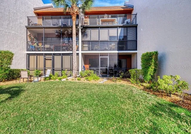 Listing Photo 2 - Condo for sale in building located at 1600 Cvs Ii Pl, SARASOTA, FL 34242 - Unit #412