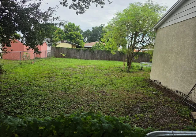 Photo 3 of Single family home for sale at 3001 W Cordelia St, Tampa, FL 33607 | MLS# TB8543411 | Listing updated on 2026-09-07
