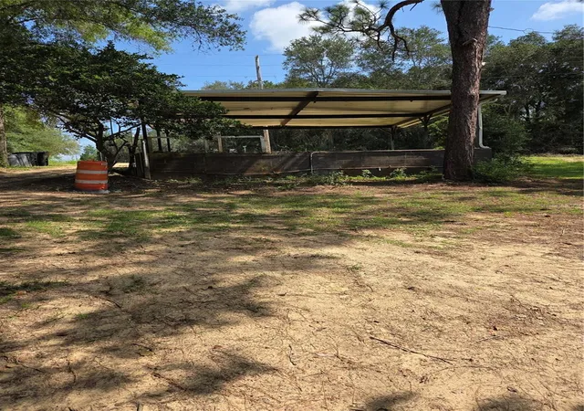Photo 38 of Manufactured home for sale at 1607 Twin Lakes Blvd, Interlachen, FL 32148 | MLS# TB8543412 | Listing updated on 2026-08-31
