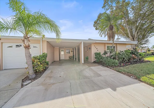 Photo 3 of Condo for sale at 3286 Brunswick Ln #704, Sarasota, FL 34239 | MLS# A4704355 | Listing updated on 2026-09-14