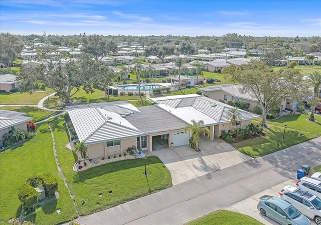 Photo 35 of Condo for sale at 3286 Brunswick Ln #704, SARASOTA, FL 34239 | MLS# A4704355 | Listing updated on 2026-10-07