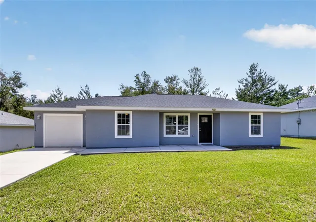 Photo 1 of Single family home for sale at 19058 Saint Augustine Dr, Dunnellon, FL 34432 | MLS# OM731289 | Listing updated on 2026-09-02