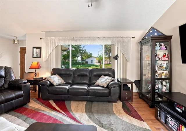 Photo 5 of Single family home for sale at 4382 Montano Ave, Spring Hill, FL 34609 | MLS# W7889007 | Listing updated on 2026-09-01
