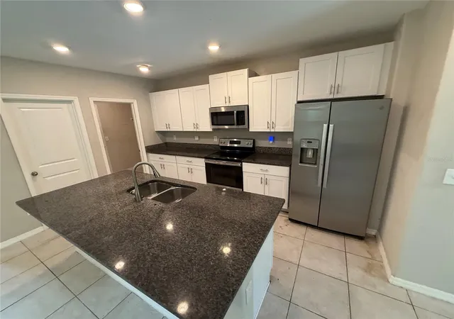 Photo 3 of Single family home for sale at 1752 Colding Dr, Ruskin, FL 33570 | MLS# TB8543419 | Listing updated on 2026-08-29