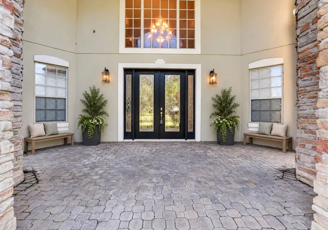 Photo 3 of Single family home for sale at 2555 Rose Spring Dr, Orlando, FL 32825 | MLS# O6437393 | Listing updated on 2026-09-12