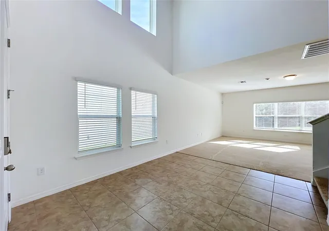 Photo 4 of Single family home for sale at 2471 Sky Stone Ct, Oakland, FL 34787 | MLS# S5156522 | Listing updated on 2026-08-29