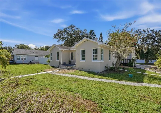 Photo 2 of Single family home for sale at 1161 Sedeeva St, Clearwater, FL 33755 | MLS# TB8543435 | Listing updated on 2026-09-21