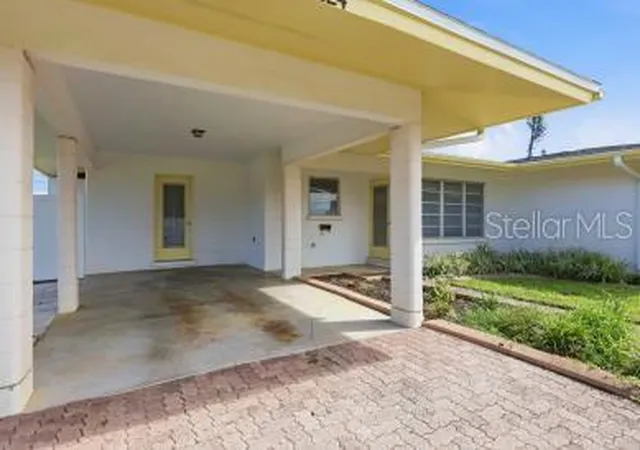 Photo 3 of Sale Pending at 224 Fiesole St, Venice, FL 34285 | MLS# A4704365 | Listing updated on 2026-10-12