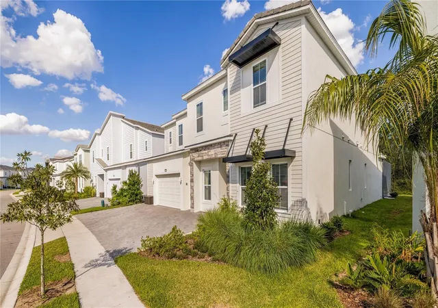 Photo 3 of Single family home for sale at 1774 Oak Blossom Dr, Davenport, FL 33837 | MLS# O6437406 | Listing updated on 2026-09-22