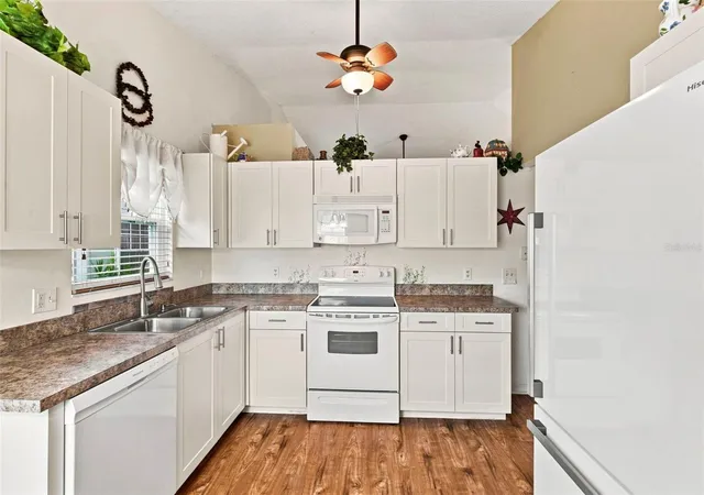 Photo 2 of Single family home for sale at 7637 Balharbour Dr, New Port Richey, FL 34653 | MLS# W7889010 | Listing updated on 2026-08-31