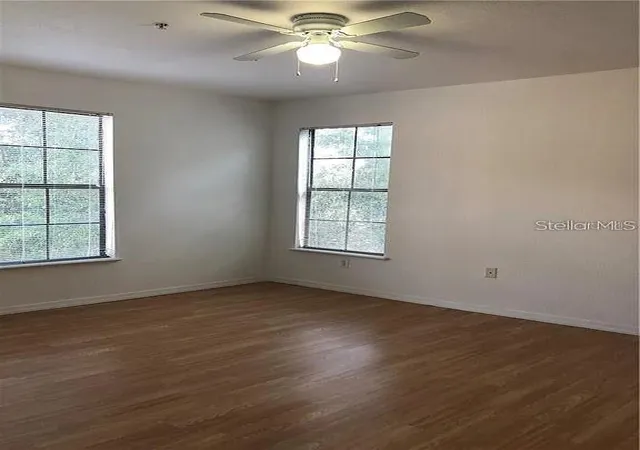 Photo 3 of Townhouse for sale at 6129 Metrowest Blvd #101, Orlando, FL 32835 | MLS# O6437410 | Listing updated on 2026-08-29