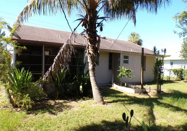 Photo 13 of Sale Pending at 22340 Nyack Ave, Port Charlotte, FL 33952 | MLS# K4903745 | Listing updated on 2026-09-04