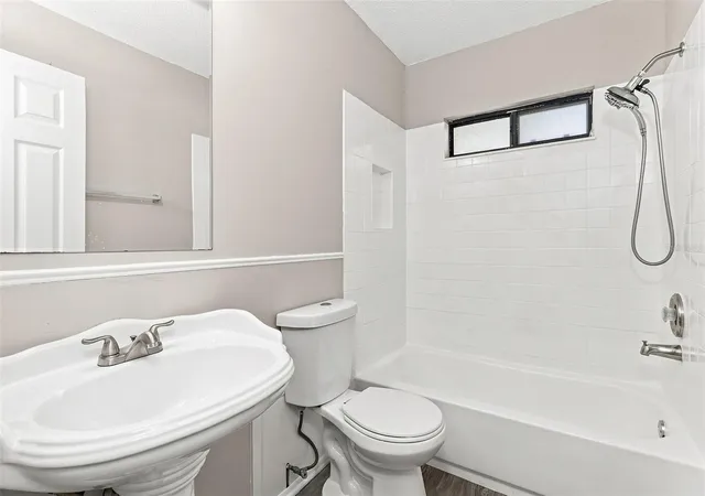 Photo 3 of Single family home for sale at 8305 Autumn Oak Ave, Port Richey, FL 34668 | MLS# O6437422 | Listing updated on 2026-09-16