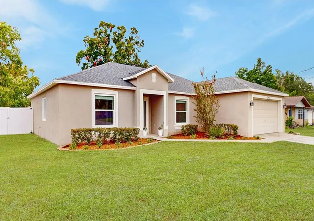 Photo 3 of Single family home for sale at 13414 Kane Rd, Spring Hill, FL 34609 | MLS# FC321051 | Listing updated on 2026-09-29