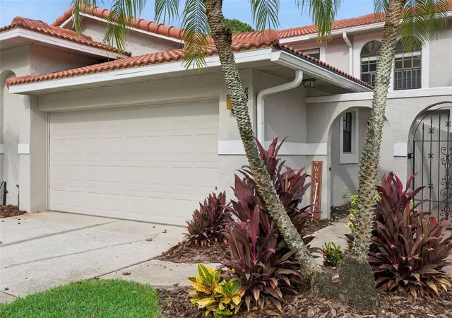 Photo 4 of Townhouse for sale at 8370 Sandpoint Blvd, Orlando, FL 32819 | MLS# O6437427 | Listing updated on 2026-10-06