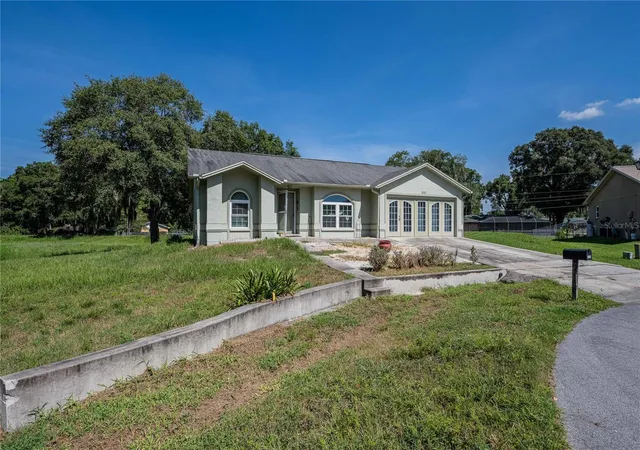Photo 1 of Single family home for sale at 257 Lindale St, Lakeland, FL 33809 | MLS# TB8543483 | Listing updated on 2026-10-28