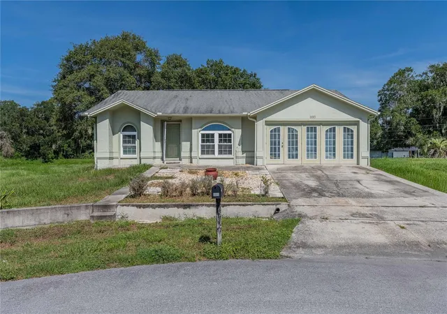 Photo 2 of Single family home for sale at 257 Lindale St, Lakeland, FL 33809 | MLS# TB8543483 | Listing updated on 2026-10-28