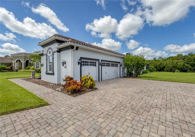 Photo 4 of Single family home for sale at 614 165Th St E, Bradenton, FL 34212 | MLS# N6145528 | Listing updated on 2026-08-30