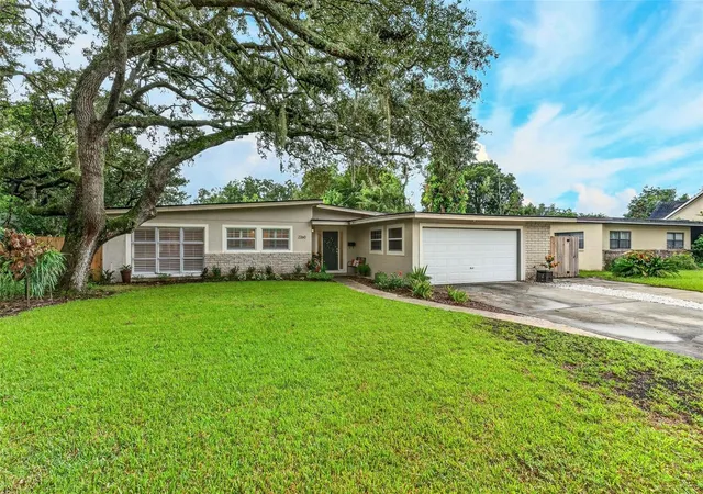 Photo 1 of Single family home for sale at 2260 Coldstream Dr, Winter Park, FL 32792 | MLS# O6437438 | Listing updated on 2026-10-10