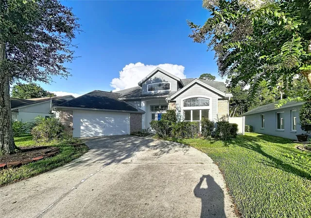 Photo 2 of Single family home for sale at 9122 Rockrose Dr, Tampa, FL 33647 | MLS# TB8543486 | Listing updated on 2026-09-27