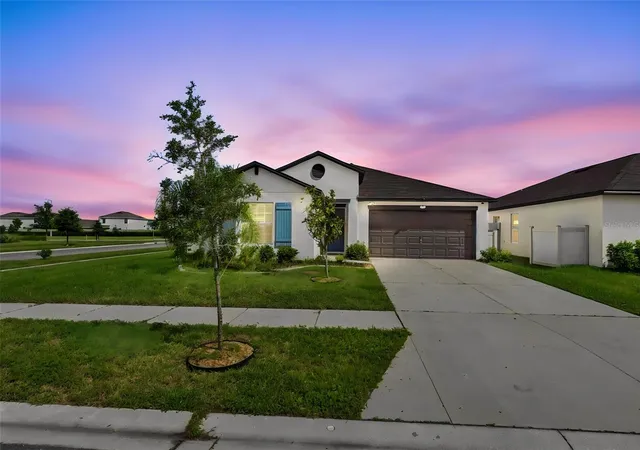 Single family home for sale at 5404 Blue Azure Dr, WIMAUMA, FL 33598 | MLS# O6437441