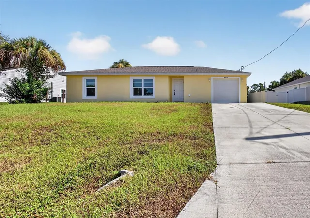 Photo 3 of Single family home for sale at 5008 S Obispo Cir, Labelle, FL 33935 | MLS# TB8543495 | Listing updated on 2026-10-02