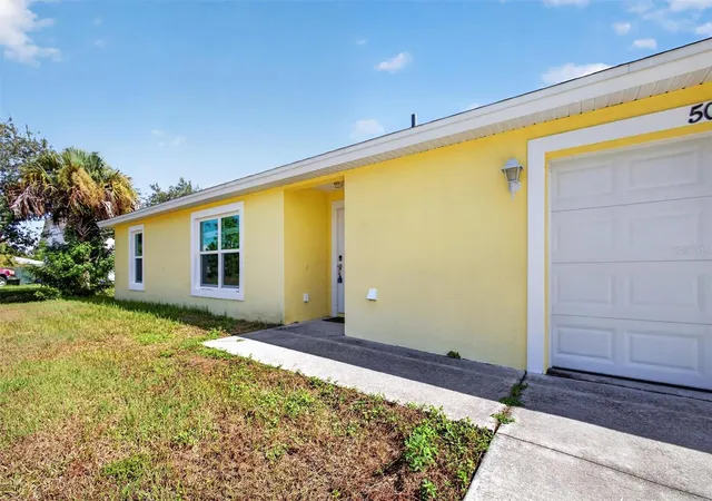 Photo 3 of Single family home for sale at 5008 S Obispo Cir, Labelle, FL 33935 | MLS# TB8543495 | Listing updated on 2026-10-02