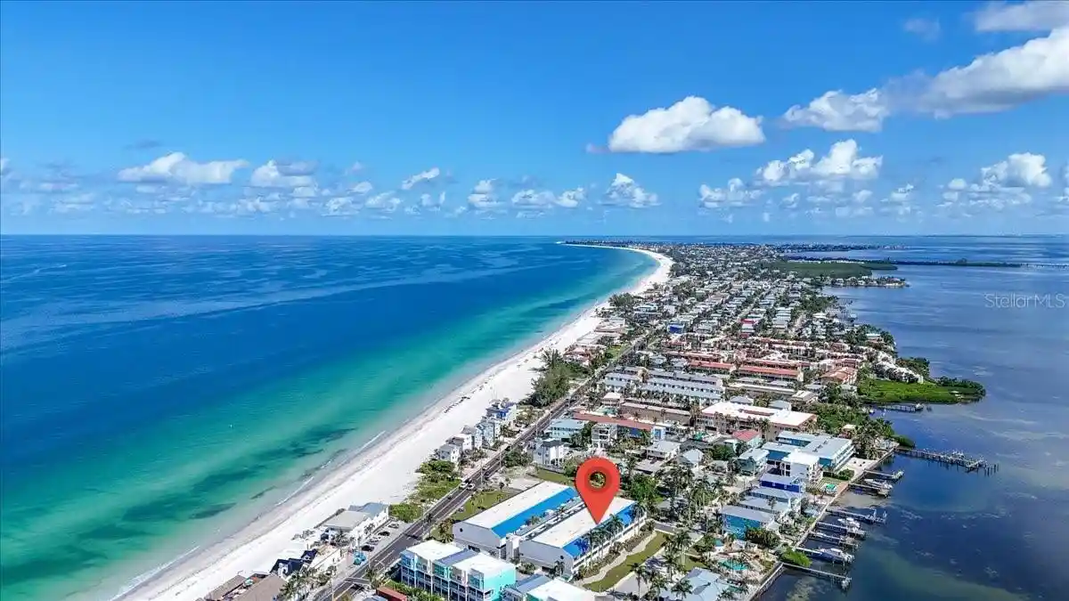 Listing Photo 45 - Condo for sale in 1007 Gulf Dr N located at 1007 Gulf Dr N, Bradenton Beach, FL 34217 - Unit #217