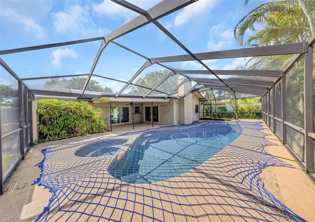 Photo 3 of Single family home for sale at 3582 Fairway Forest Dr, Palm Harbor, FL 34685 | MLS# TB8543500 | Listing updated on 2026-09-27