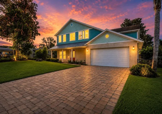 Photo 1 of Single family home for sale at 130 Hernandez Ave, Ormond Beach, FL 32174 | MLS# V4950976 | Listing updated on 2026-09-20